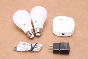 PLC <strong>Sengled</strong> Z02-HUB Hub w/ 2x: E11-N1EA Bulbs with Power Adapter Warranty Product - Product Image 1