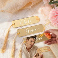 Marque-places en acrylique miroir, étiquettes cadeaux vierges en acrylique DIY, marque-places nominatifs avec pompons pour la décoration de table de mariage et de fête d'anniversaire