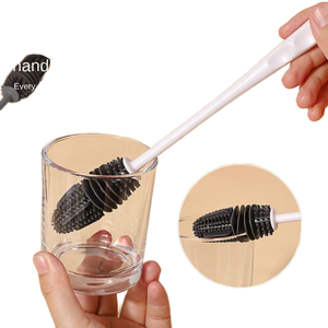 Cepillo giratorio de silicona <span class=keywords><strong>con</strong></span> mango largo de plástico para limpieza manual de biberones, 360 grados sin ángulos muertos, para limpiar manchas de té. - Product Image 1