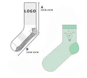 OEM niedriges MOQ individuelles Logo bestickte Knöchel Crew Neuheit Baumwollsocken Verpackungssets Designer Damensocken