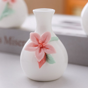 Jarrón de cerámica de <span class=keywords><strong>flores</strong></span> hecho a mano para el hogar, sala de estar, oficina, decoración de escritorio, mini jarrón de cerámica de estilo 3D - Product Image 4