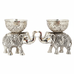 Estatua de Elefante Bohemia Plateada, Paquete de Regalo para Diwali - Product Image 1
