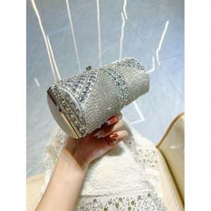 กระเป๋าคลัทช์คริสตัลประดับลูกปัดสำหรับงานแต่งงาน งานพรอม งานราตรี - Product Image 4