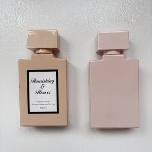 น้ำหอมแบรนด์ Ury Parfum กลิ่นหอมดอกไม้เข้มข้น โคโลญจน์สำหรับผู้หญิง ขนาด 50 มล. น้ำหอมติดทนนานสำหรับผู้หญิง - Product Image 6