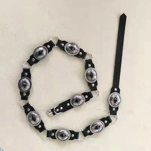 Cintura in metallo per Concho in pelle nera con stile Gina della nuova collezione di moda - Product Image 2