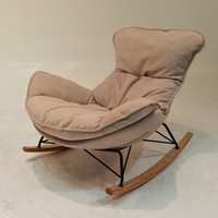 Fauteuil à bascule en tissu, structure en bois et métal, rembourrage en éponge douce, fauteuil à bascule pour salon