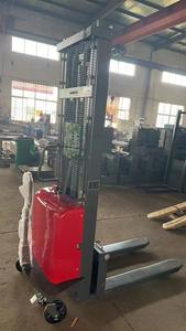 Apilador de carretilla elevadora semieléctrico duradero con carga de peso 1,5 T 2T 3M - Product Image 3