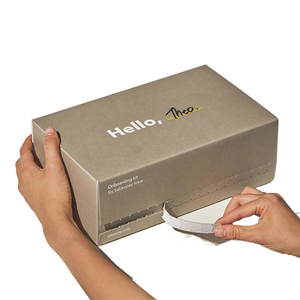 Caja de regalo de cartón corrugado autosellante personalizada Cierre de tira de rasgado para envío Diseño impreso - Product Image 1