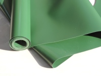 Bâche en toile PVC robuste, imperméable et résistante aux intempéries pour la protection des structures en acier