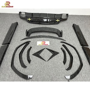 Kits de Carrocería de Conversión de Fibra de Carbono Forjada en Seco Estilo Topcar para Lamborghini URUS 2018-2019: Difusor, Faldones Laterales, Alerón y Labio de Alerón - Product Image 5