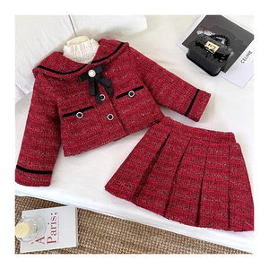 Traje de lujo ligero para niñas, conjunto de 2 piezas de poliéster rojo con solapa y falda plisada de manga larga, ropa de invierno cálida para niños - Product Image 1