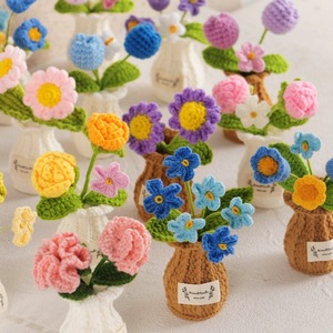 Botellas de Rosas Tejidas con Acabado Personalizado, Ramo Simulado en Maceta, Plantas Tejidas a Mano en Maceta - Product Image 3