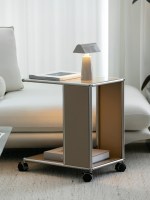 Chariot mobile modulaire de style Bauhaus du milieu du siècle avec roulettes en acier inoxydable, rangement personnalisable pour salon et meubles de canapé