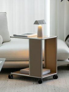 Modularer mobiler Wagen im Bauhaus-Stil der Mitte des Jahrhunderts mit Edelstahlrollen, anpassbar für Wohnzimmer-Sofamöbel - Product Image 6