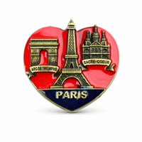 Aimant de réfrigérateur en métal personnalisé en forme de cœur, relief 3D, émail rouge, Paris France, Tour Eiffel, Arc de Triomphe, souvenir, cadeau