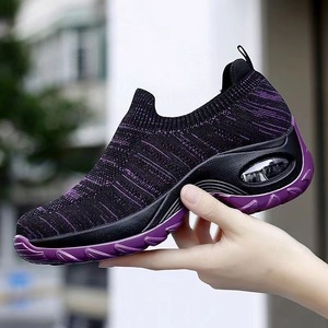 <span class=keywords><strong>Scarpe</strong></span> da <span class=keywords><strong>Donna</strong></span> con Tomaia in Maglia, Suola in Gomma e Cuscinetto d'Aria <span class=keywords><strong>per</strong></span> Camminata, Jogging e Palestra, Primavera-Autunno-Estate - Product Image 2