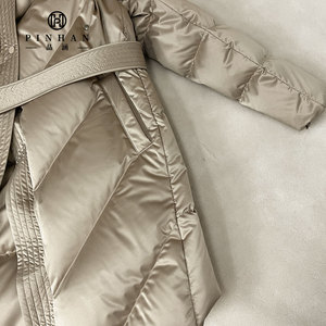 Nouveau design de mode veste en duvet pour femmes col à revers design veste en duvet de neige pour femmes de haute qualité avec ceinture - Product Image 5