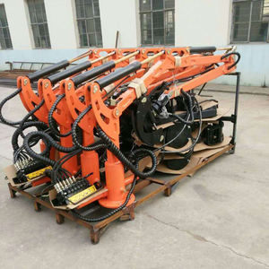 KUNYOU 3,4 m/4,2 M Mini <span class=keywords><strong>Grua</strong></span>/máquina forestal <span class=keywords><strong>Tractor</strong></span> hidráulico de arrastre de troncos/grúa de madera - Product Image 6