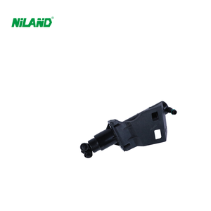 NiLAND Auto pièces de rechange nouvelle grande Performance accessoires de voiture buse de lave-phare gauche 1648600547 pour Mercedes Benz W164 - Product Image 6