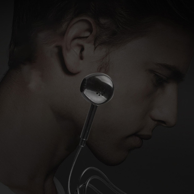 Wired 3.5mm Jack Mono in Ear Black Airline Custom Earphone Disposable Headphone Cheap Factory Earbuds Manufacture