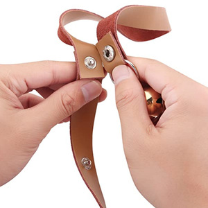 Campanas de cobre de longitud ajustable con cuero marrón, timbres de perro de cuero para Pomo de puerta Ideal para entrenamiento de orinal y señales al aire libre - Product Image 6