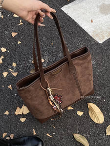 Sac en tissu suédé rétro pour femmes, nouveau modèle 2026, sac à bandoulière décontracté grande capacité, sac à main, sac fourre-tout - Product Image 4