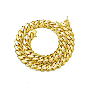 <span class=keywords><strong>Cadena</strong></span> Cubana Plana de Acero Inoxidable 316L Chapada en <span class=keywords><strong>Oro</strong></span> PVD de 14K de 8mm-20mm, Altamente Pulida, Antideslustre e Impermeable para <span class=keywords><strong>Hombre</strong></span> - Product Image 3