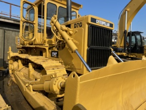 รถดันดินมือสอง CAT D7G คุณภาพสูง 22 ตัน รถแทรกเตอร์ตีนตะขาบมือสอง รถบูลโดเซอร์มือสอง CAT D7N D7R D7H D7G D7G2 มีสินค้าในสต็อกพร้อมขาย - Product Image 2