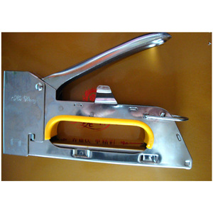 Pistola de clavos manual Hu Dong de 4 mm a 8 mm con mango grande para tapicería y recorte de estantes - Product Image 3