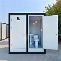 Toilettes publiques mobiles modernes personnalisables à un ou plusieurs postes, design écologique, durables, installation facile pour les écoles