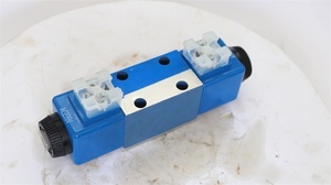 แทนที่โซลินอยด์ไฮดรอลิกแบบสัดส่วน DG4V-3-6C-M-U-H7-60 รุ่น DG4VC-5-6C-M-PN2-H-7-50-JA872 - Product Image 3