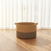 Panier de rangement rond en corde de coton tressée de 65 L au design moderne et écologique pour une utilisation polyvalente, organisation domestique, avec poignées, marque B&L