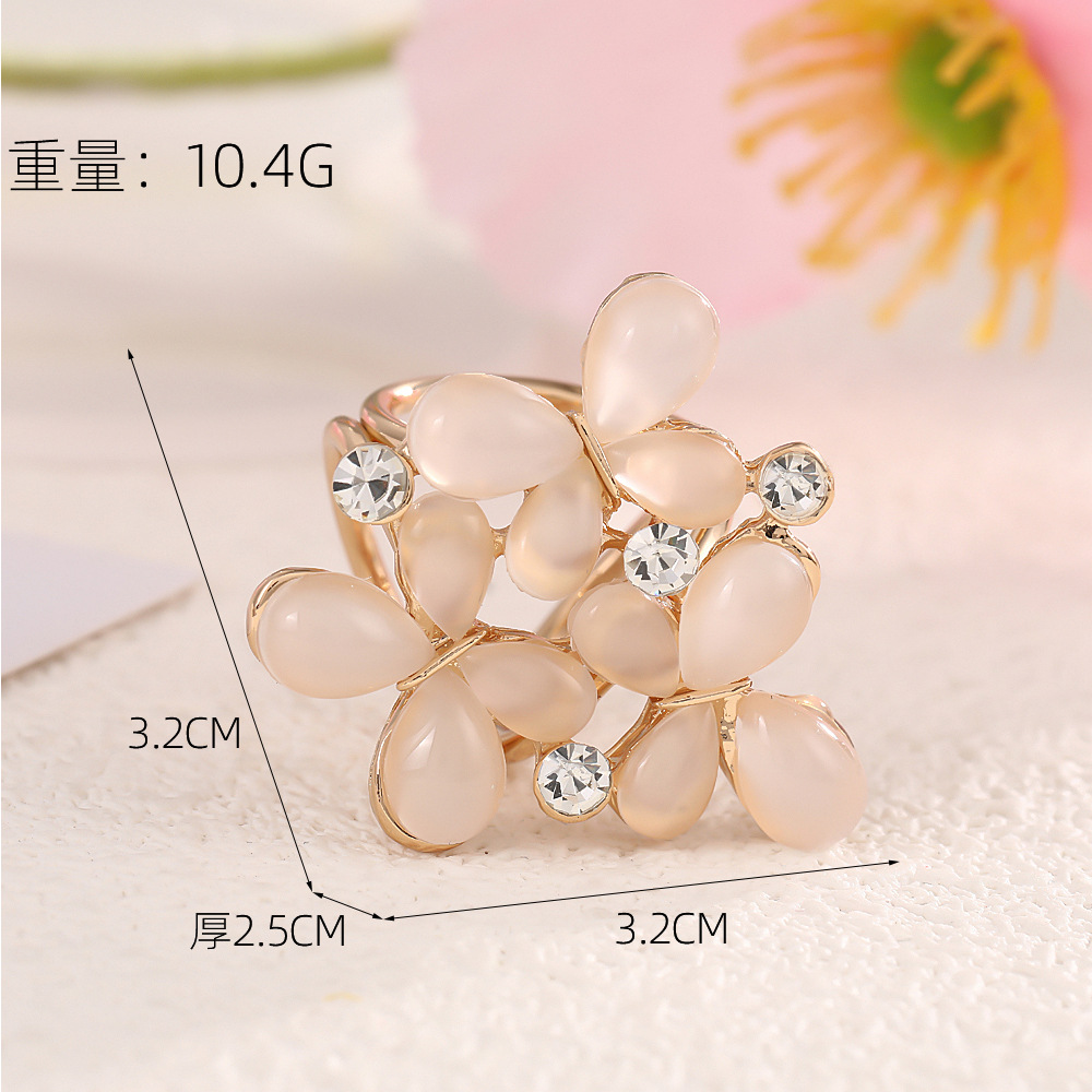 Papillon doré (3,2*2,5*3,2 cm, poids : 10,4 g)