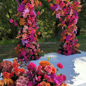 Rosenroter Hortensien-Hornbogen mit Goldrahmen, Weiße Seidenrosen und Kaskadierendes Grün für Hochzeitszeremonie, Fotobox, Altar und Bühnendekoration - Product Image 2