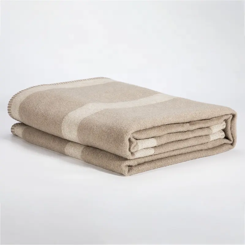 Wholesale Luxury Jacquard Pattern Cashmere Wool Blend Bedding Blanket For Winter