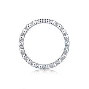 Anello di Fidanzamento di Lusso da Donna T0900 in Oro Bianco con Diamante Taglio Brillante Rotondo Colore D - Product Image 6