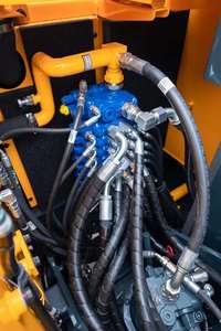 Excavadora Hidráulica de Orugas HX80 de 7.34 Toneladas, Disponible en Fábrica, Características Principales: Tecnología Hidráulica y de Orugas, Excavadora Hyundai Hx80 - Product Image 2