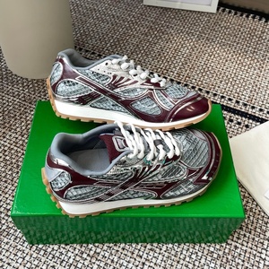 Men's And Women's Universal Autumn Casual Sports Shoes Classic Lace Up Trendy Fashion Breathable Anti Odor Anti Slip Shoes - Product Image 1