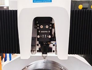 गुंगज़ी T6012 फाइबर लेजर धातु ट्यूब काटने मशीन 3-अक्ष सीएनसी पानी के साथ 1500 डब्ल्यू लेजर पावर - Product Image 3