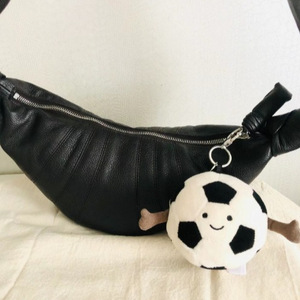 Jellycats UK, style identique, pendentif ballon <span class=keywords><strong>de</strong></span> football en peluche <span class=keywords><strong>pour</strong></span> bébé, rembourré en coton PP, <span class=keywords><strong>cadeau</strong></span> à suspendre au sac - Product Image 2