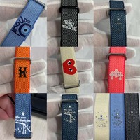 Bracelet de sport souple et respirant BEEFLYPOWER pour femmes, bracelet de montre en silicone bicolore gravé de motifs floraux pour Google Fitbit Air