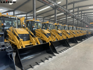 Быстрая доставка: Экскаватор-погрузчик LaiTuo Yuchai 4CX, 9600 кг, ковш 1,2 куб. м, 4x4, в продаже - Product Image 4