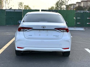 Voitures d'<span class=keywords><strong>occasion</strong></span> Toyota Corolla modèle 2021 1.2T Transmission à variation continue Édition Premium <span class=keywords><strong>SPORT</strong></span> Transmission automatique - Product Image 4