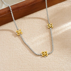 European American Fashion Full Diamond Stainless Steel Necklace With Gold Plated Silver Flower Design For Everyday Wear - Product Image 3
