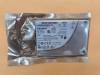 SSDSC2KB480G801 D3-S4510 SSD da 480GB SATA-6Gbps 3D2 TLC 2.5 Pollici