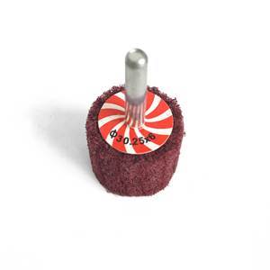 Discos Abrasivos de Láminas No Tejidas Rojos con Ejes de 1/4 de Pulgada Compatibles con Todos los Taladros, Grano 80 - Product Image 3