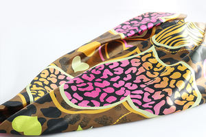 Pañuelo Multifuncional de Alta Calidad, Tela de Seda Simulada, Transpirable, Suave, con Estampado Étnico, Diseño al por Mayor - Product Image 5