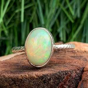 Anillo de ópalo etíope, joyería bohemia de plata 925, anillo de plata ovalado, anillo de ópalo delicado de ópalo africano para mujer, regalo de San Valentín - Product Image 2