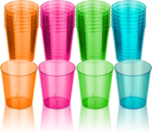 Verre à shot miniature en plastique de 1 oz avec couleur, design élégant pour mariage ou fête - Product Image 1