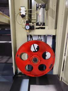 آلة قطع الرغوة العمودية اليدوية بشفرة 7760 مم سهلة التشغيل - Product Image 2